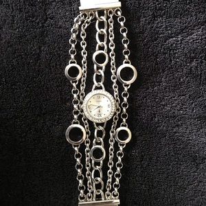 Silver fashion watch quartz
